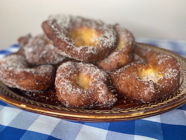 Cinnamon sugar donut
Portuguese Malassadas